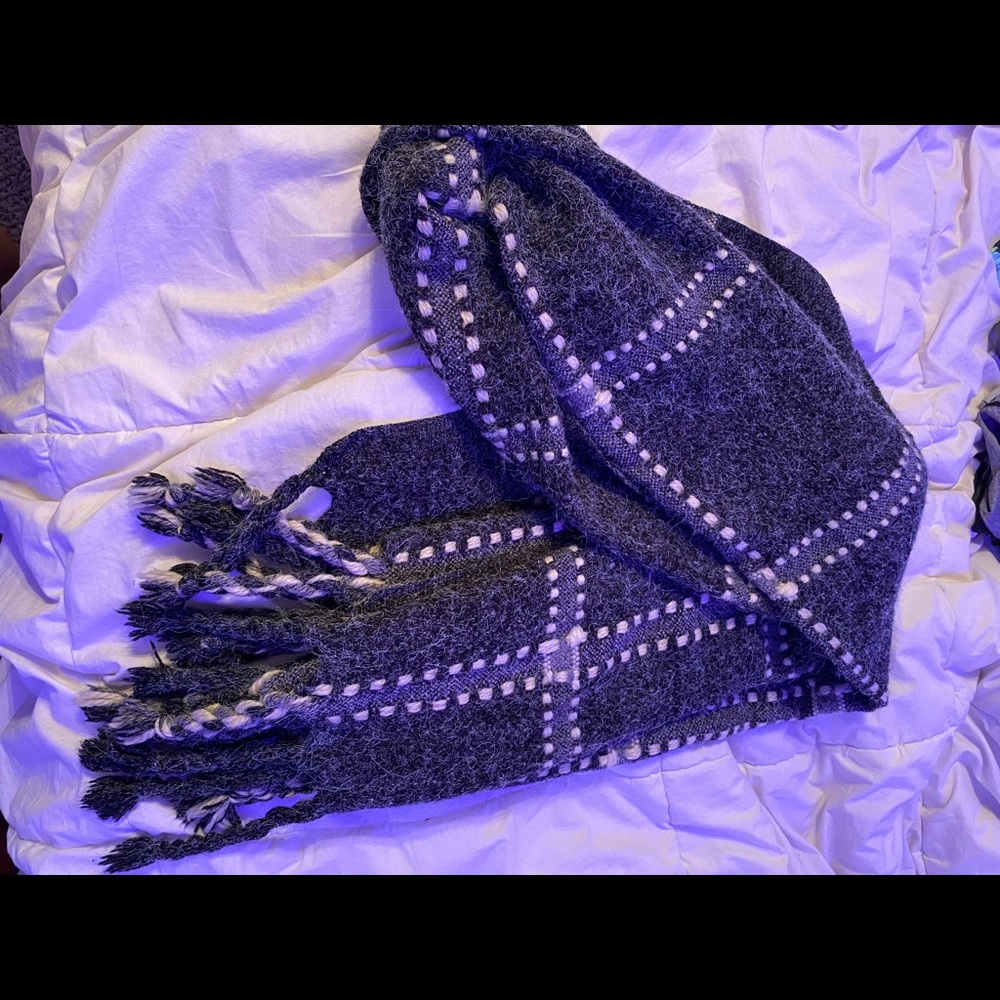 thick straight scarf